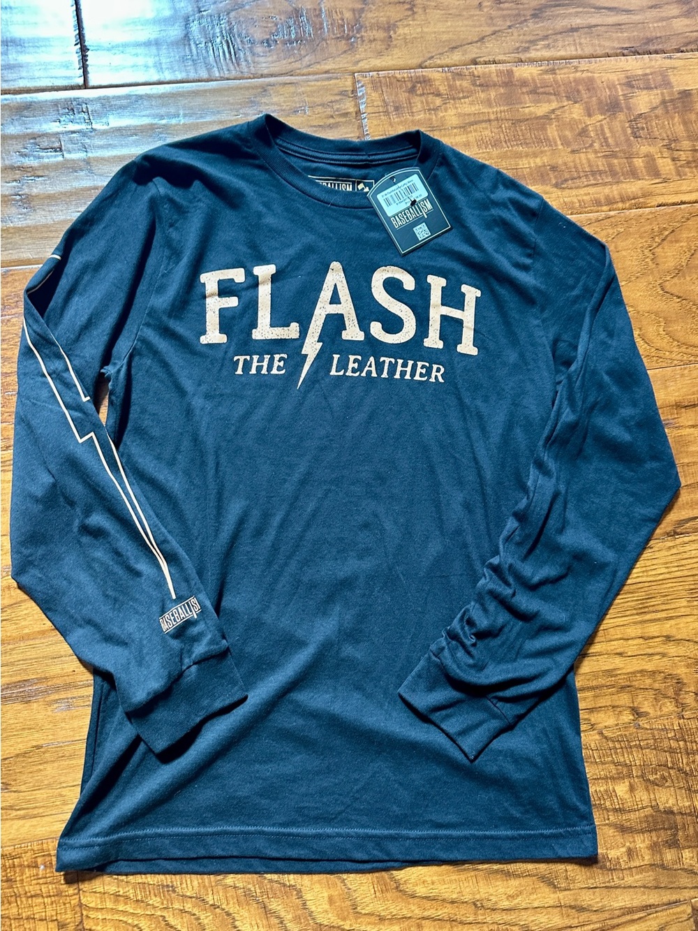 NWT Men's Baseballism Long-Sleeve Graphic Tee sz M